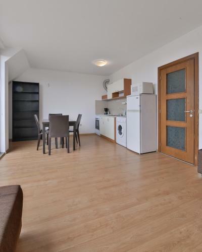 Apartamento One-bedroom Maisonette With Spacious Terrace