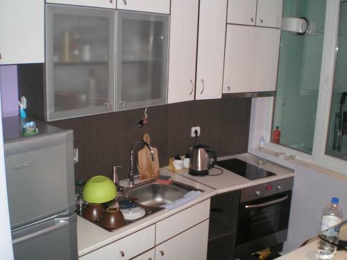 Small Luxury Apartment In A Top Location In Mladost 1a