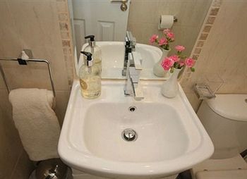 Greenmount Bed And Breakfast