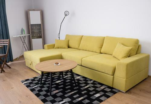 Apartamento ? Moderno ? 1 -bedroom With Parking & Patio