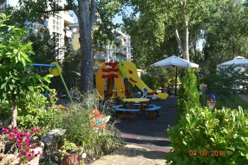 Aphrodite Gardens Apartments