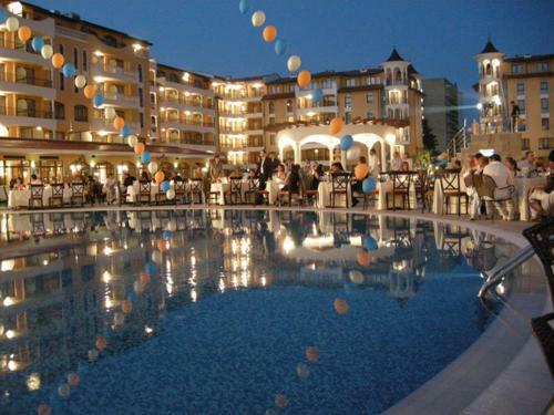 Apartments In Holiday Complex Royal Sun