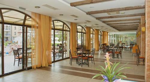 Apartments In Holiday Complex Royal Sun
