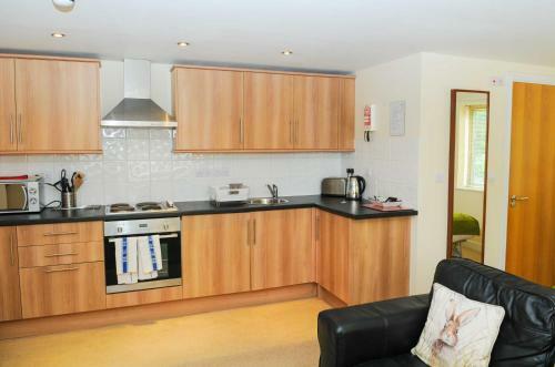 Alderman Apartments Cotham Lawn