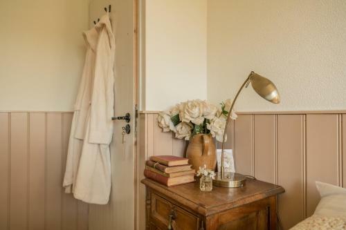 Bed & Breakfast Boerderijkamer Zwanebloem