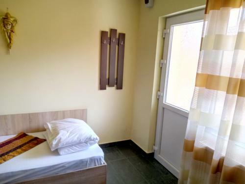 Hostal Camere De Inchiriat Carpati