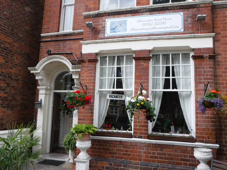 Hostal Shearwater