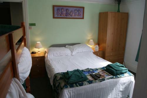 Hostal Brentwood House