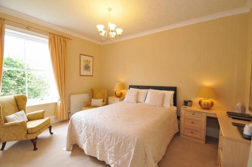 Hostal Marton Grange Country House