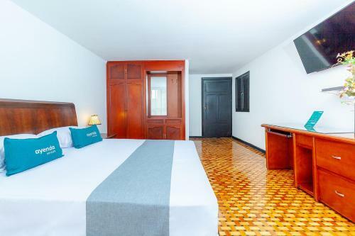 Hotel Ayenda Colina Real