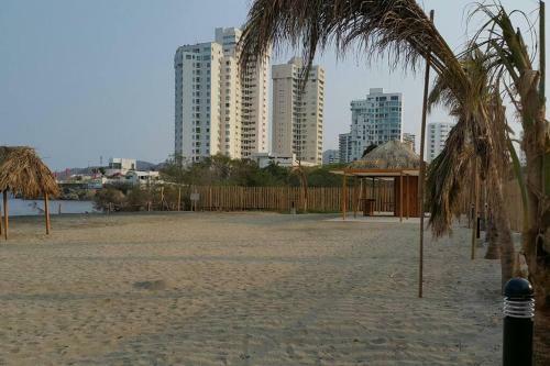 Hermoso Apartamento de Lujo En La Playa - Rodadero