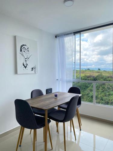 Hermoso Apartamento Con Piscina 1002