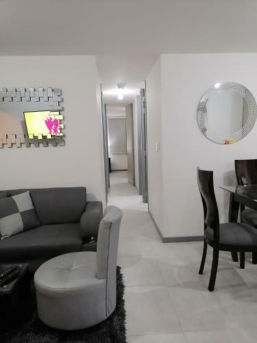 Apartamento 4 Alcobas Apto Amoblado Piscina Enseguida Unicentro