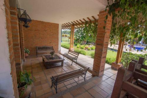 Stunning Llanogrande Paradise Villa / Pool & Jacuzzi