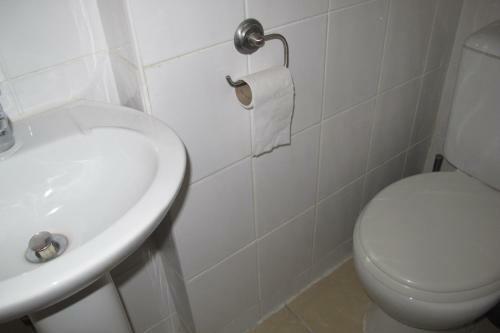 Hostal Chiswick Court Hotel - B&B