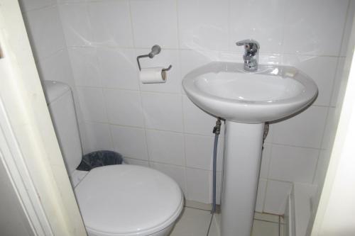 Hostal Chiswick Court Hotel - B&B