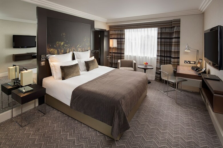 Jumeirah Lowndes Hotel
