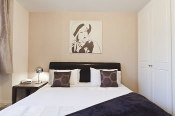 Park Lane City Apartments