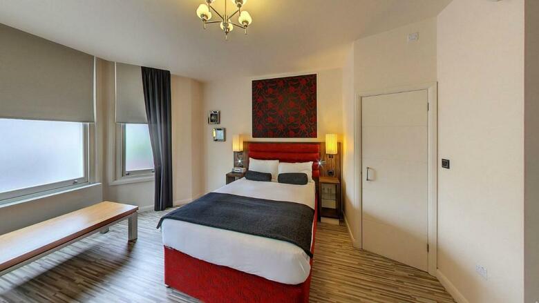 Hotel Simply Rooms & Suites