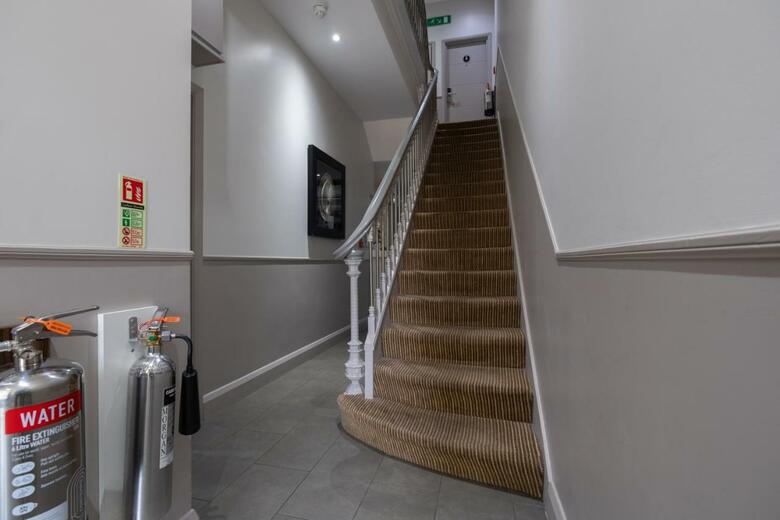 Hotel Simply Rooms & Suites