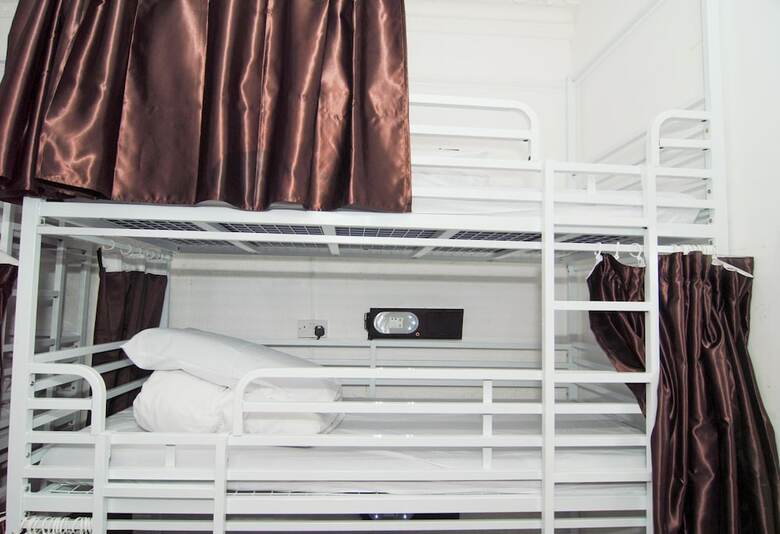 Venture Hostel
