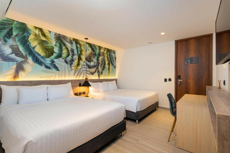 Sea Avenue Hotel