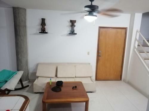 Casa, Playa Bello Horizonte Santa Marta Colombia