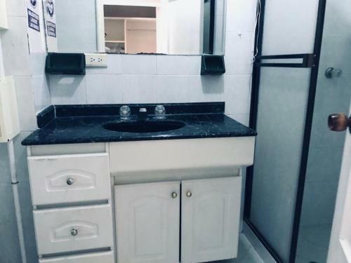 Apartamento Rodadero London 1003