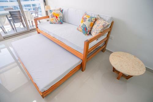 Apartamento Amoblado En Samaria, Primera L�nea De Playa!