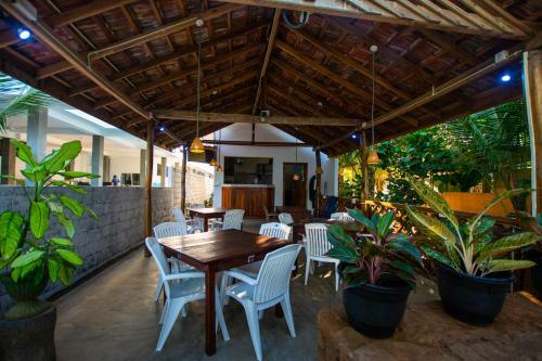 Hostal The Surf Access Guest House And Hostel