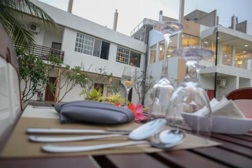 Hotel Reddalf's Holiday Resort Arugam Bay