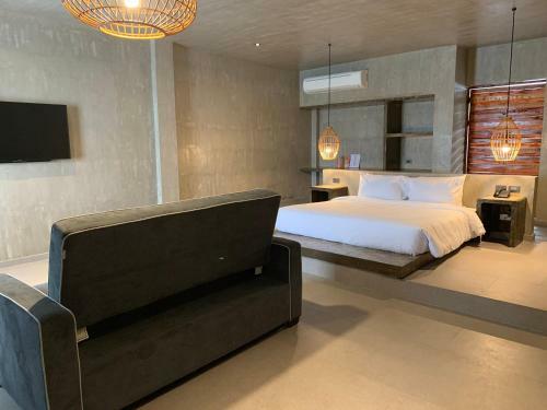Hotel Cebu R Resort Tabuelan