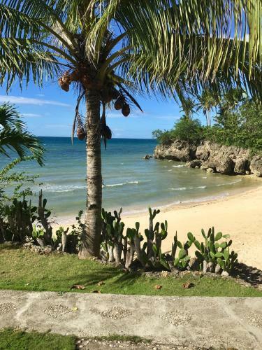 Hotel Cebu R Resort Tabuelan