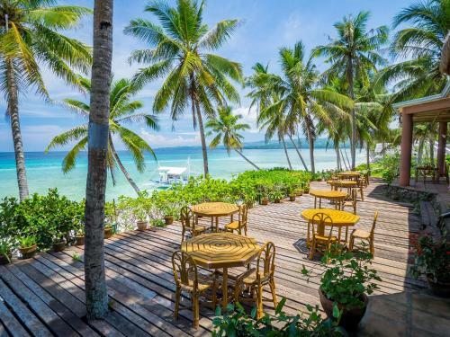 Hotel Villa Marmarine Beach Resort & Restaurant