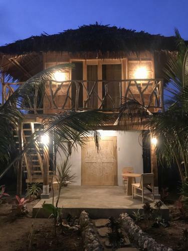 Hotel Mandala Tribe Treehouses
