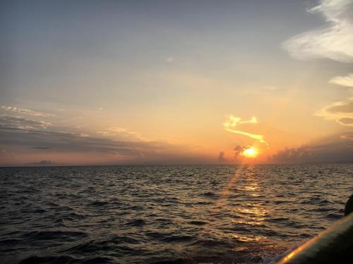 Apartamento Kobe's Beachfront Haven