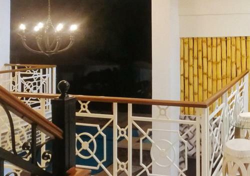Reddoorz At Elicon Suites Tagbilaran
