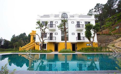 Villa Tam Dao Golf & Resort Luxury