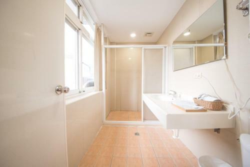 Deer Traveler Hostel