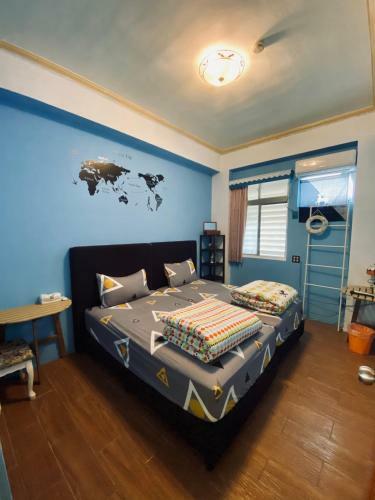Hostel Summer Light