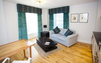 Apartamento Royal Athenaeum Suites
