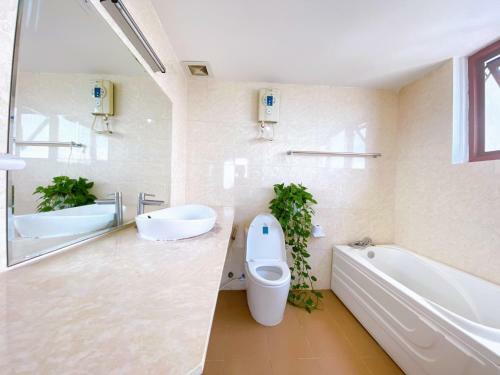 Thuyhanh Luxury Apartment- The Water Front