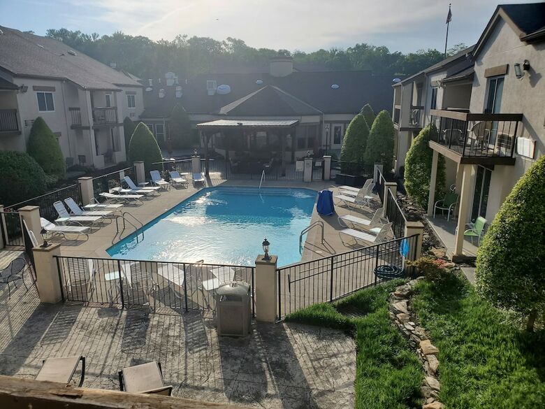 Club Hotel Nashville