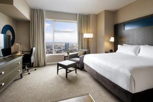 Hotel Suites At 1 King West