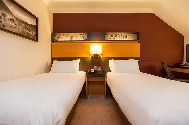 Doubletree By Hilton Dunblane Hydro Hotel