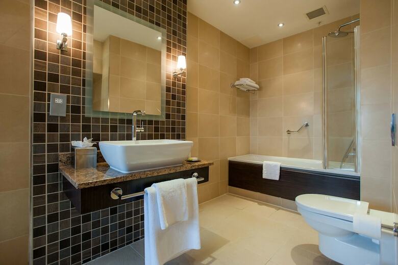 Doubletree By Hilton Dunblane Hydro Hotel
