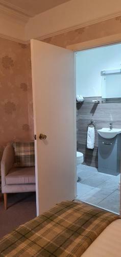 Hostal Moray Park Guest House