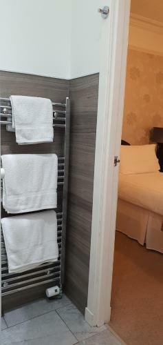 Hostal Moray Park Guest House