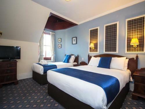 The Woodside Hotel