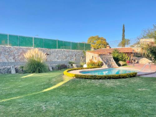 Casa De Campo Para 21 Personas Con Alberca Y Caldera